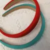 A new minimalist hair tie and hair band for women with pearl-like beaded leather bands, a popular Japanese and Korean style headwear on Instagram, for summer Specification image